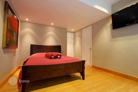 Comfortable apartment in a stylish residence with a rich history, near the city center, Prague 10, Prague, Czech Republic